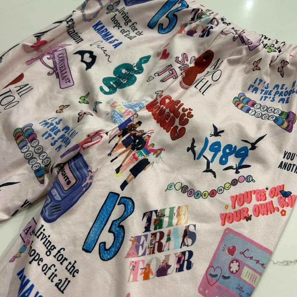 Taylor Swift Girls Pajama Set Size Large